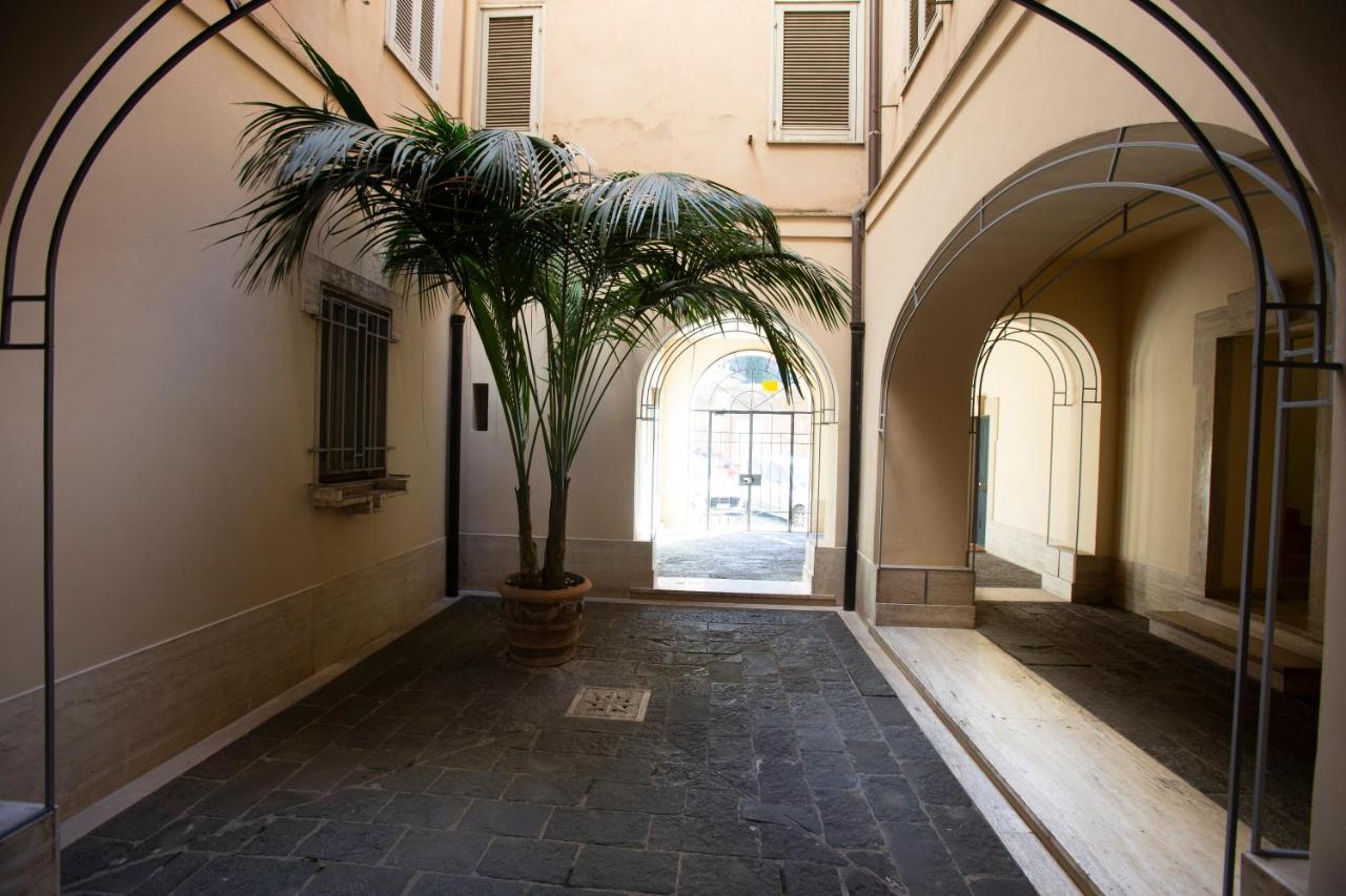34 Forum Apartment Roma Dış mekan fotoğraf